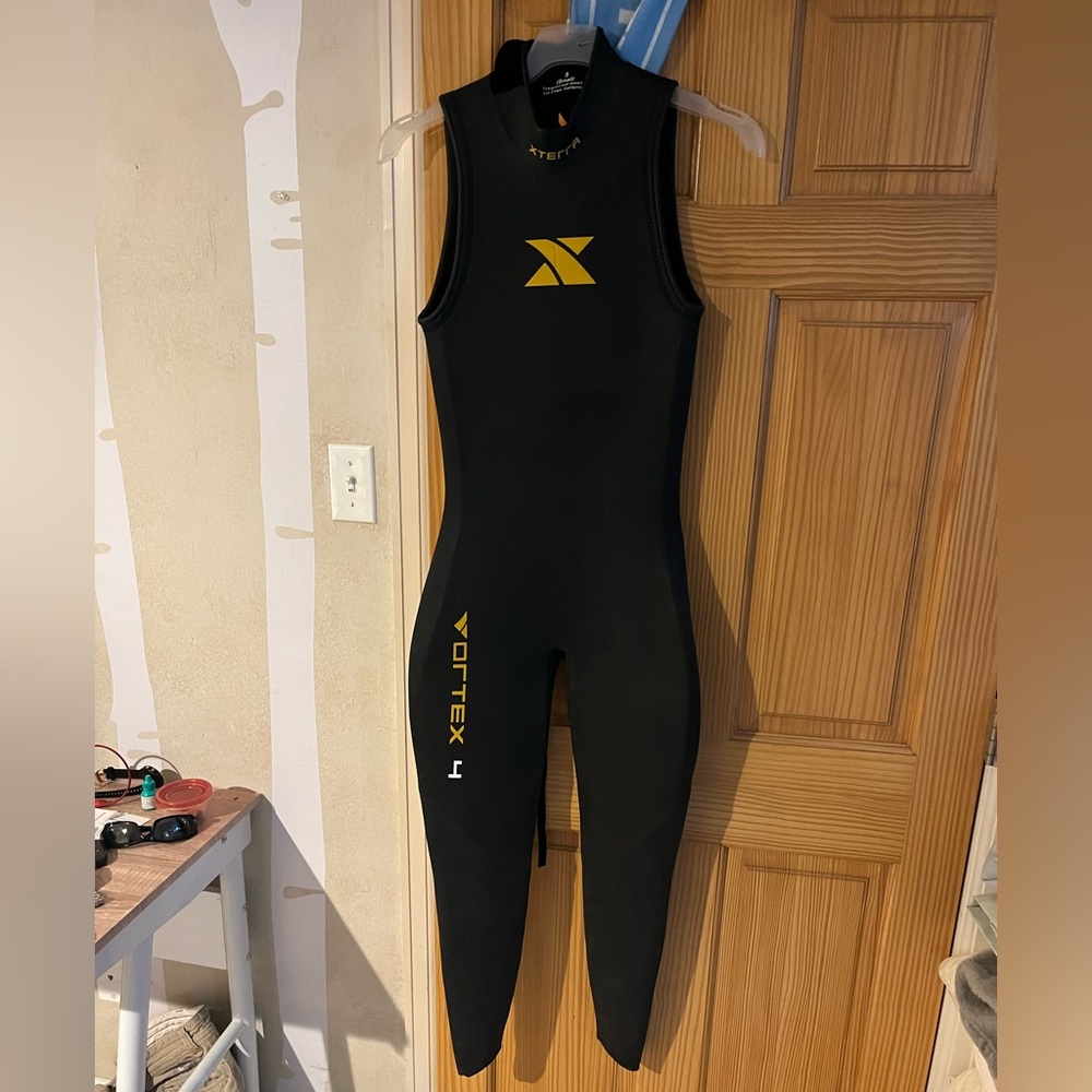 Xterra Men's Black & Yellow Vortex 4 Wetsuit - Swim Performance